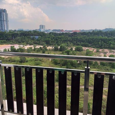 Kempas Indah @ The Secret Garden Homestay Johor Bahru Bagian luar foto