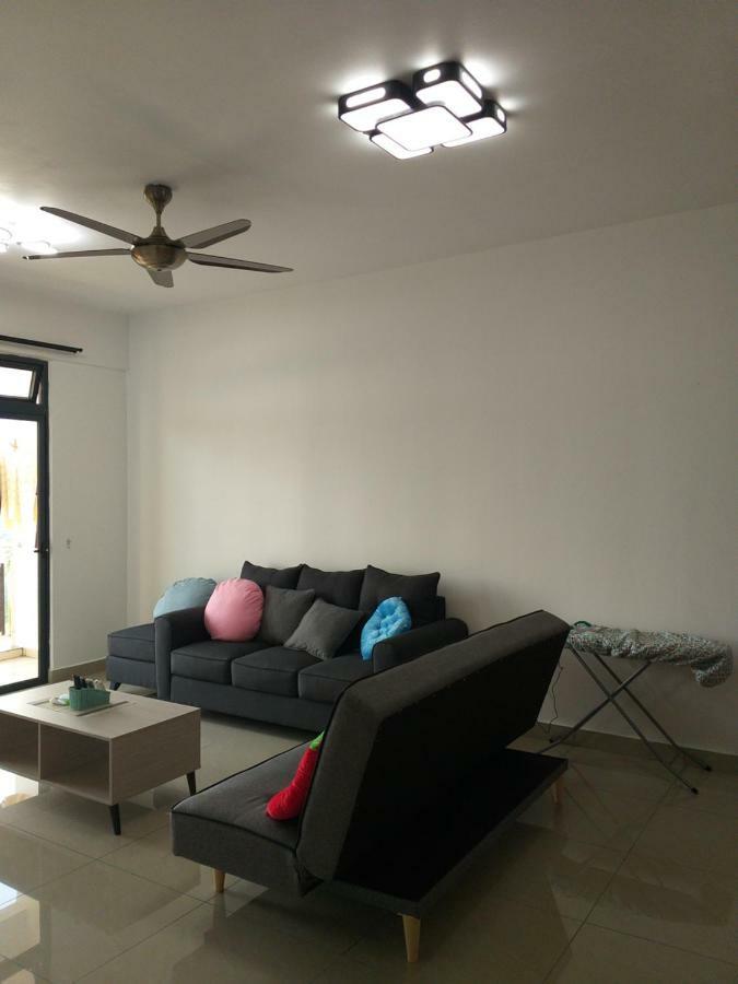Kempas Indah @ The Secret Garden Homestay Johor Bahru Bagian luar foto