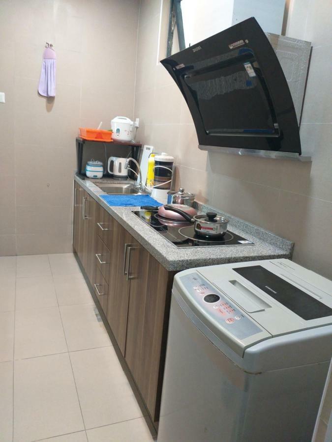 Kempas Indah @ The Secret Garden Homestay Johor Bahru Bagian luar foto